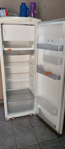 Geladeira Consul 110v