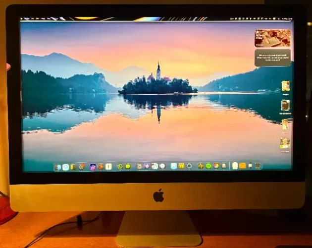 iMac 2020 5k 27 Core i7-10700K | 64GB Ram | 512GB SSD | Radeon 5500XT 8GB - Melhor do OLX
