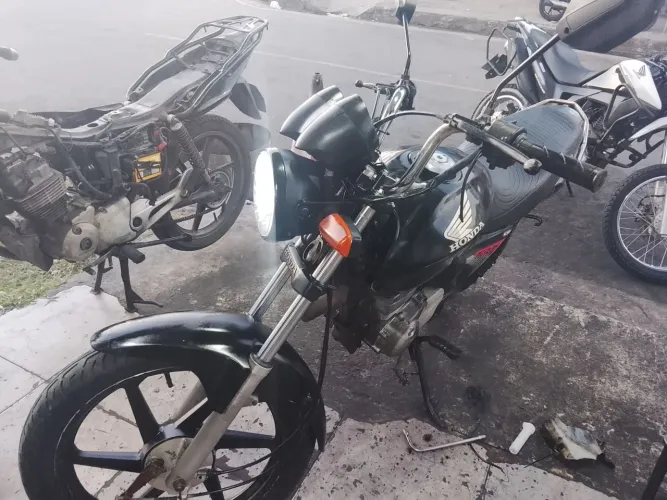 Vende-se cg 150 ano 2007