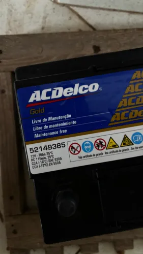 Bateria Acdelco nova 70 ah