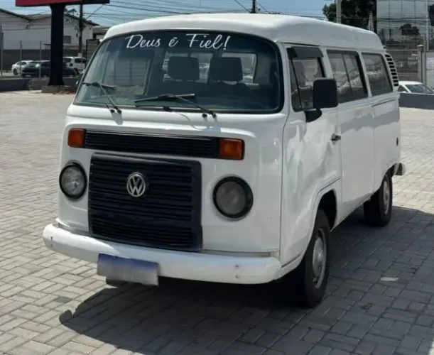 Volkswagen Kombi Lotação 1.4 MI Total Flex 8V 2010