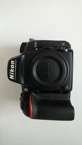 Nikon D750 +Acessórios