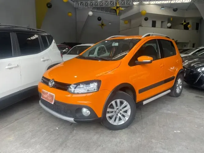Volkswagen Crossfox 1.6 MI Total Flex 8V 5P 2013