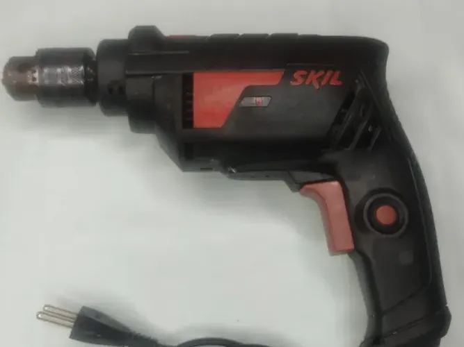 Furadeira Skil 127V 570W