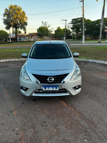 Nissan Versa SV 1.6 16V Flexstart 4P Aut. 2017