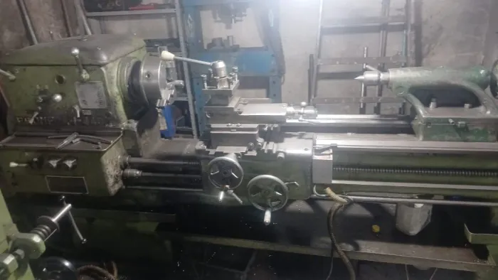 Torno Promeca 1,50 de barramento entre ponta