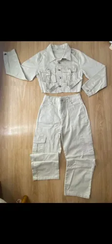 Conjunto jeans cor areia