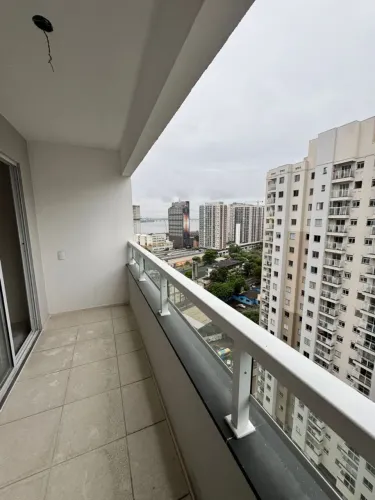 Ofereço vaga colaborar do lar que durma de segunda a sábado
