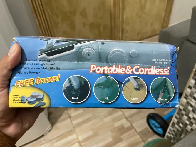 Mini máquina de costura
