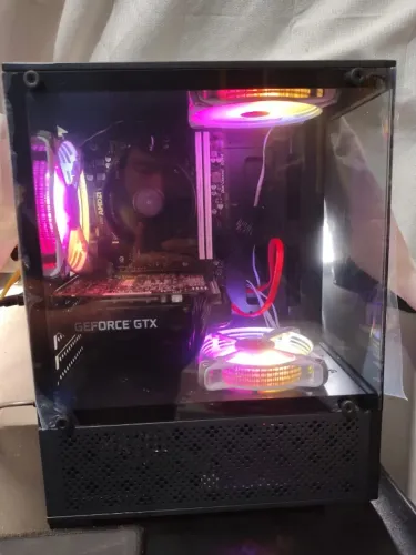 PC Gamer Ryzen 5 5600 + GTX 1660 Super + 32GB RAM - Excelente desempenho