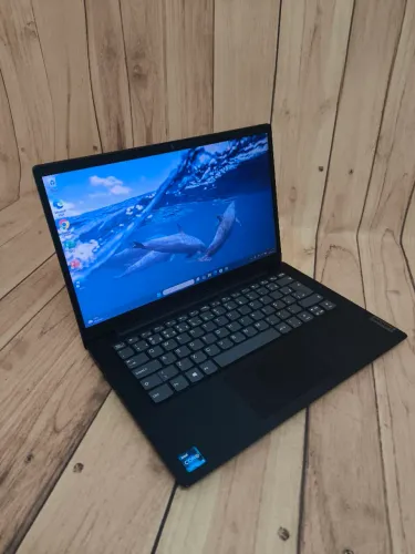 Notebook Lenovo V14 i5 11ª Geração, 16GB RAM, SSD NVMe, Garantia