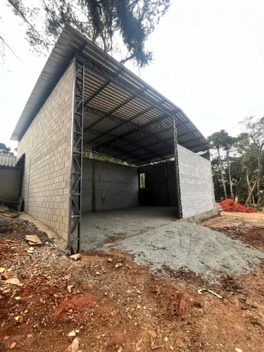 Alugo barracão no Umbara, Curitiba