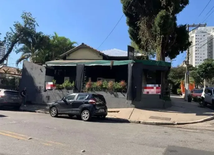 Loja na Rua Cristóvão Pereira, 1406  338 m²