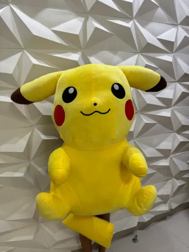 Pelúcia gigante Pokémon Picachu
