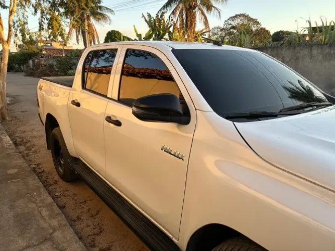 Toyota Hilux CD 4X4 2.8 Diesel Mec. 2026