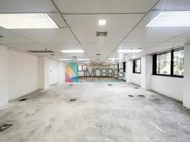 Sala - / Comercial / Centro
