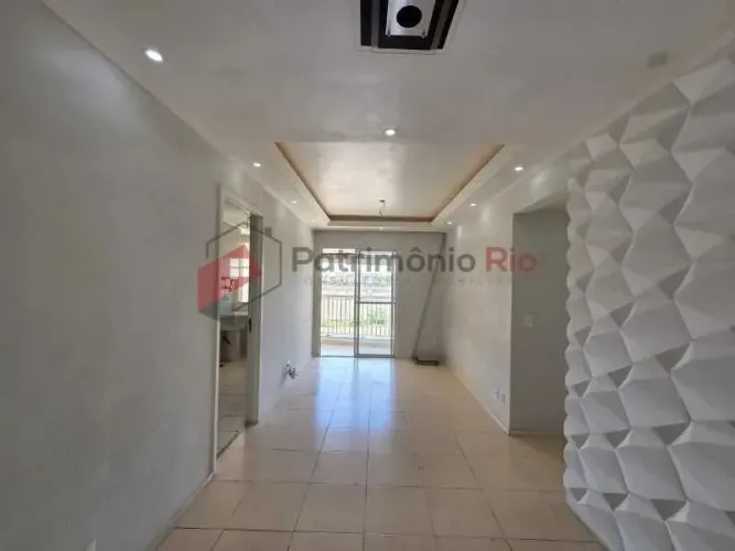 Apartamento com 3 quartos e varanda, Condomínio Vila das Fontes