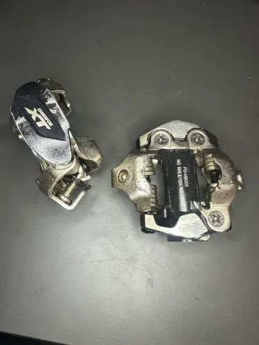 Corpo pedal xt m8000