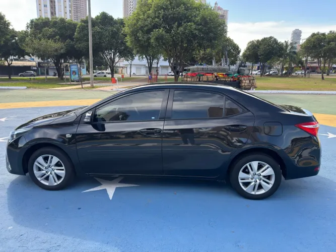 Toyota Corolla GLI 1.8 Flex 16V Aut. 2016
