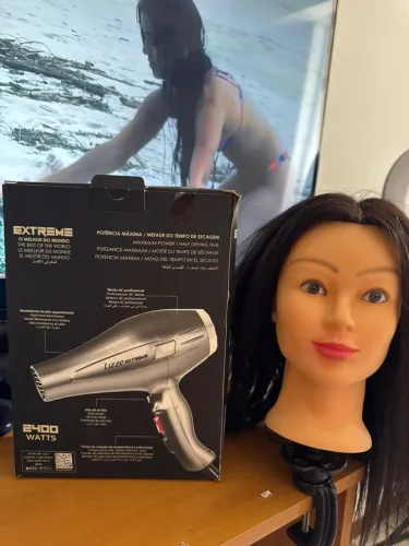 Secador lizze e cabeça de boneca 70% cabelo humano 