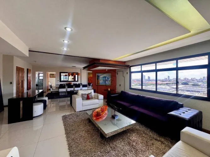 Apartamento de alto padrão à venda em Lagoa Nova com 3 suítes, 4 vagas e 1 por andar - 300