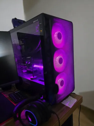 PC Gamer Ryzen 5 7600X + RTX5070 Ti