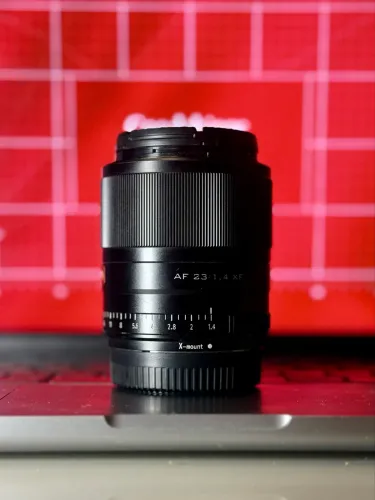 Lente 23mm F1.4 Viltrox - Fujifilm