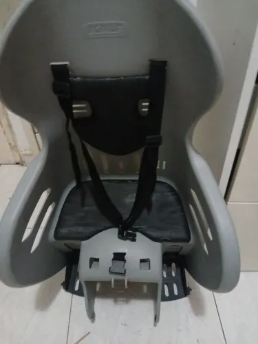 Cadeirinha de bicicleta de criança