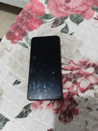 Celular Moto one hyper (não liga a tela)