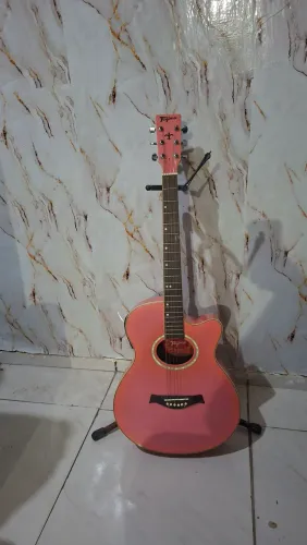 Violão tagima rosa