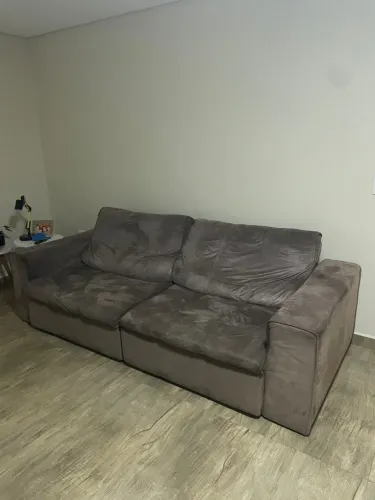 Vendo Sofá retrátil E reclinável
