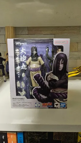 Orochimaru S.H Figuarts (Lacrado)