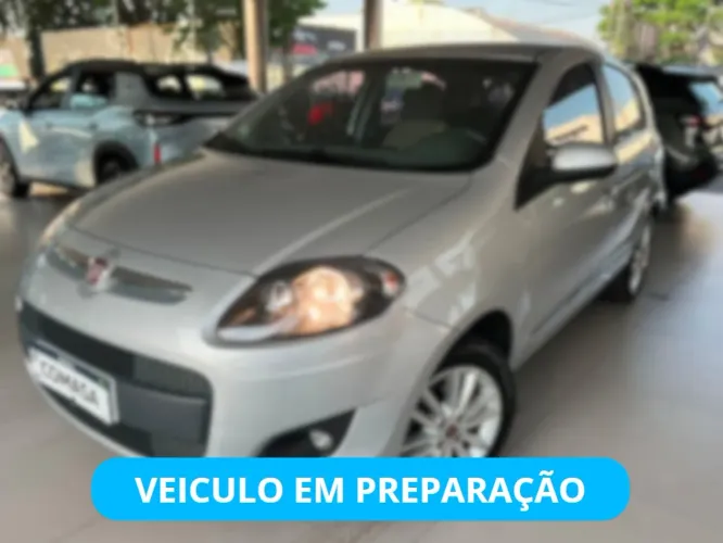Fiat Palio Essence 1.6 Flex 16V 5P 2015