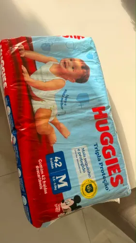 Fralda Huggies M