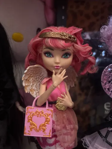 C.A Cupid basica Ever after high