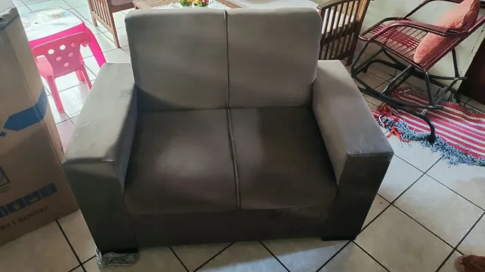 SOFÁ NOVO