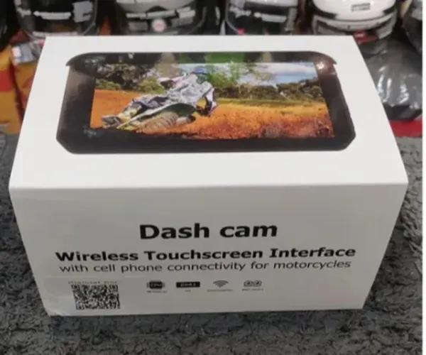 dash cam wireless touchscreen interface moto