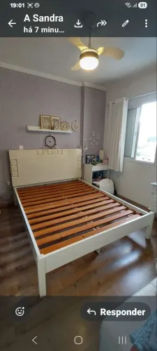 Cama e colchão queen usados