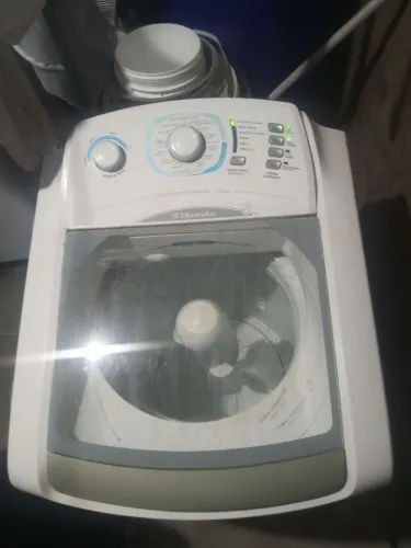 Máquina Eletrolux, tá top Só Não centrífuga