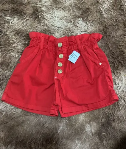 Short vermelho com lycra