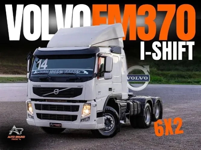 Volvo FM 370 6x2 I-Shift com Defletores e Teto Baixo