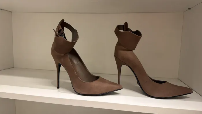 Sapato Scarpin Schütz NOVO