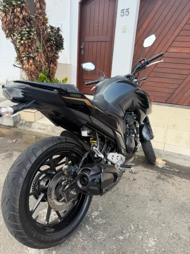Oportunidade de uma Yamaha Fazer