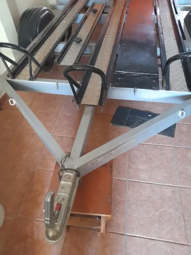 Vendo carreta para 3 motos