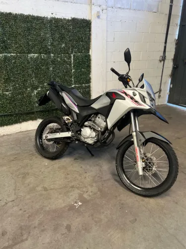 Xre 300