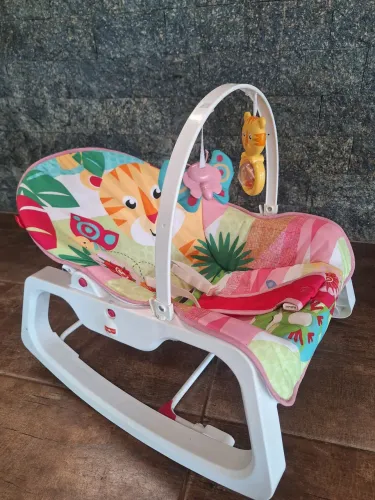 Cadeirinha de Descanso Reclinável Vibratória - com Móbile Fisher-Price Tigre Rosa Rocker