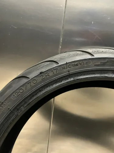 Pneu dianteiro Michelin Pilot Power 120/70 17