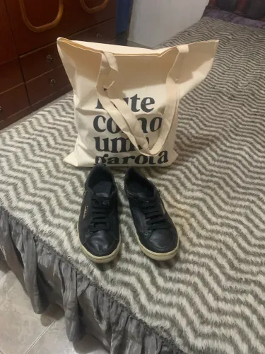 Conjunto bolsa ( nova) + tênis em couro preto