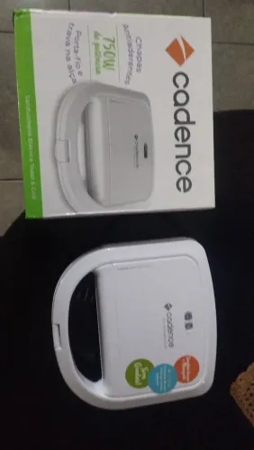 Sanduícheira Cadence 750w Nova Lacrada