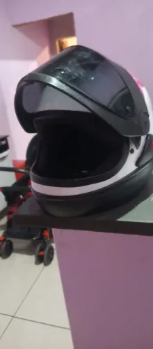 Vendo capacete San Marino